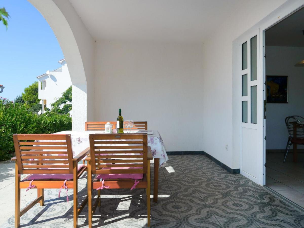 Apartment Andrea - Rab102 By Interhome Barbat na Rabu Ngoại thất bức ảnh